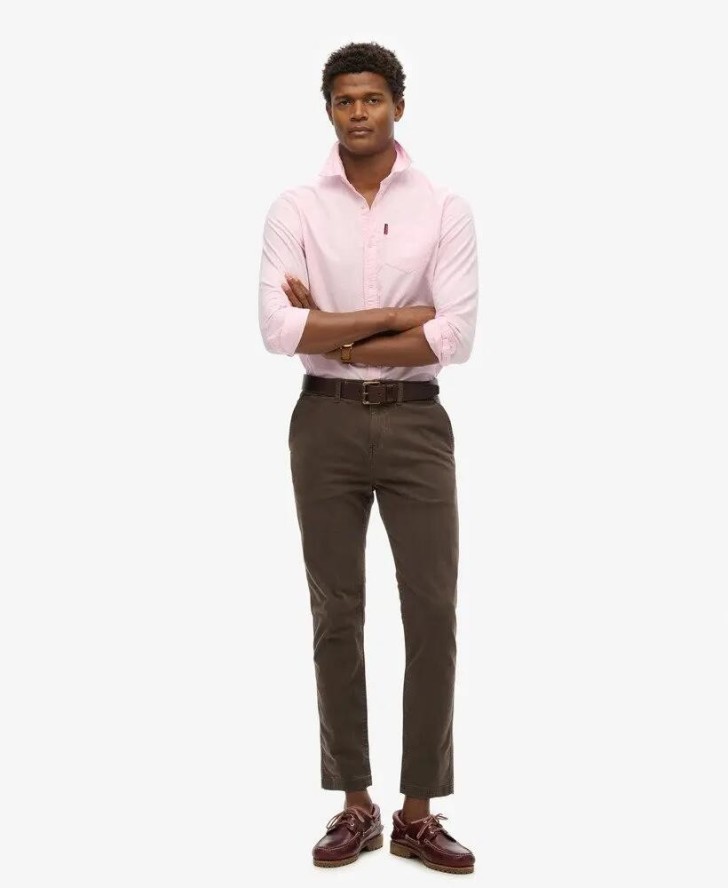 Spodnie chino International Slim z bawełny ze stretchem – TAUPE