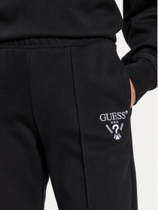 Guess Spodnie dresowe V5RB13 KC3D2 Czarny Regular Fit
