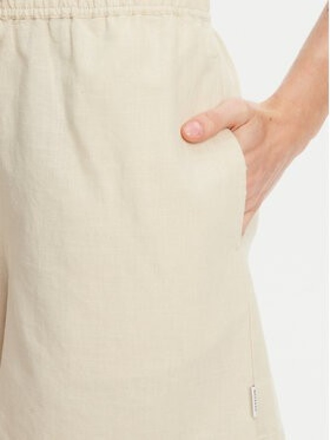 Mustang Szorty materiałowe Charlottesville 1016584 Beżowy Relaxed Fit