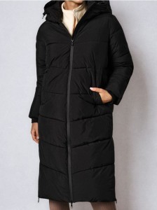 Pikowany płaszcz z kapturem - czarny