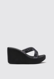 Klapki dla kobiet Ipanema HIGH FASHION SLIDE