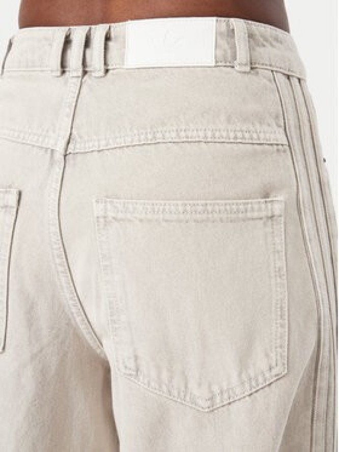 adidas Jeansy KQ6470 Szary jasny Oversize