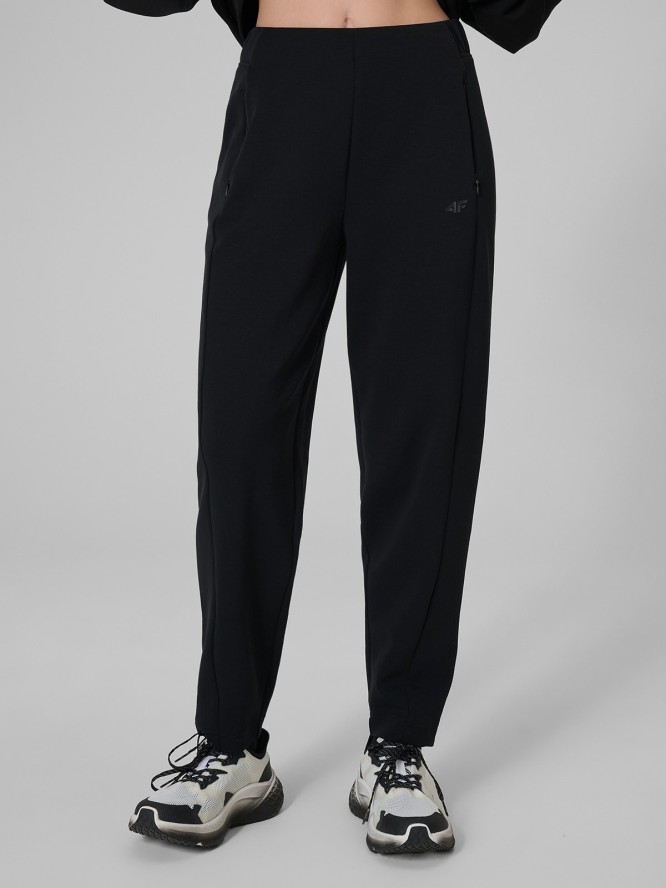 4F Spodnie dresowe damskie - czarne L