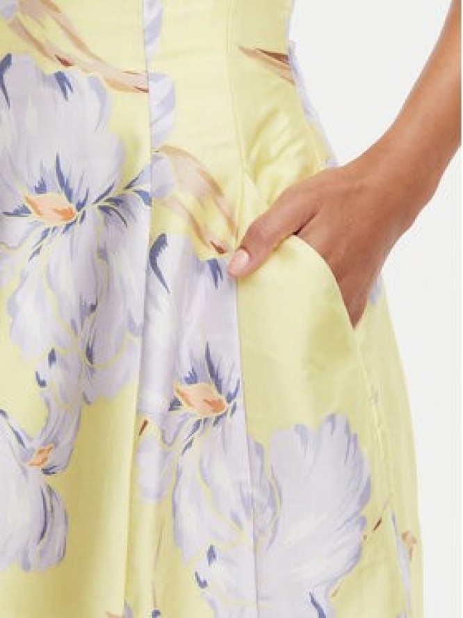 Bardot Sukienka koktajlowa Karoline 60099DB9 Żółty jasny Regular Fit