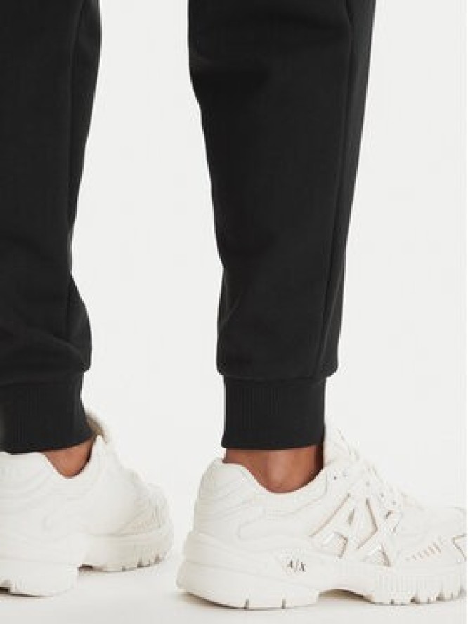 Armani Exchange Spodnie dresowe XW001848 AF18853 UC001 Czarny Regular Fit