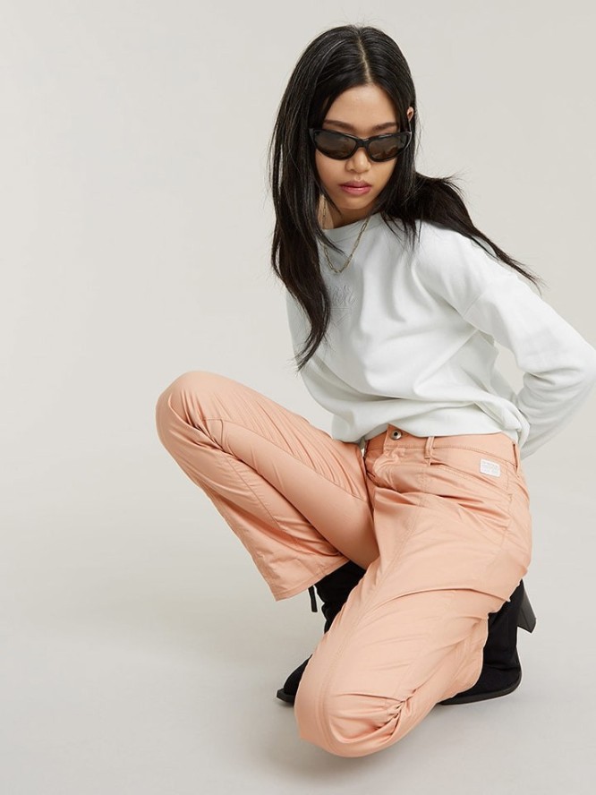 G-Star Spodnie chino w kolorze jasnoróżowym rozmiar: W32