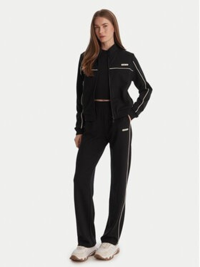 Guess Spodnie dresowe V6GB16 K4777 Czarny Regular Fit