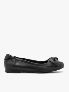 Czarne baleriny z kokardą i marszczeniem