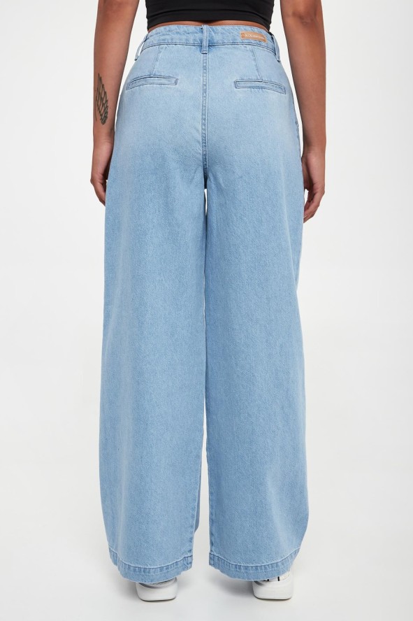 Jeansy damskie ARMANI EXCHANGE