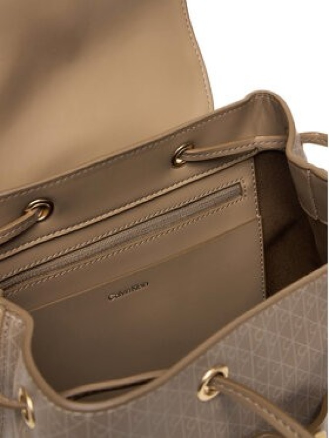 Calvin Klein Plecak Emblem Aop Flap Backpack LV04F3271G Beżowy