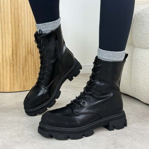 Czarne trapery damskie S.Barski 42-982