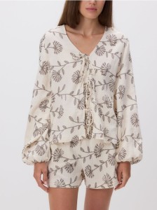 Bluzka z wiązaniem z przodu - kremowy