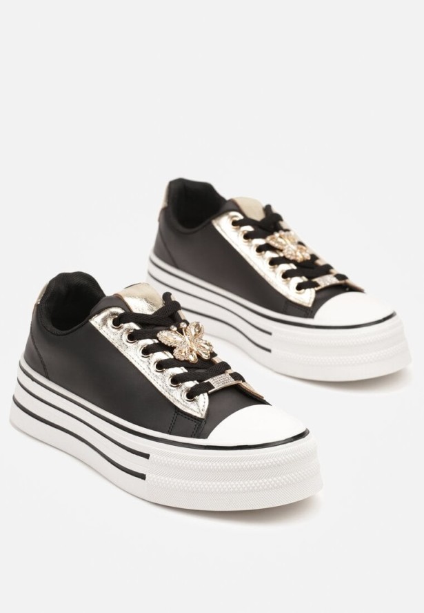 Czarne Trampki na Grubej Podeszwie Zdobione Aplikacją z Motylem Hanathra