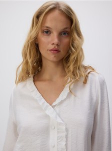 Koszula z ozdobną falbanką - biały