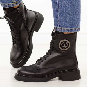 Czarne skórzane botki damskie Filippo Dbt6408/25