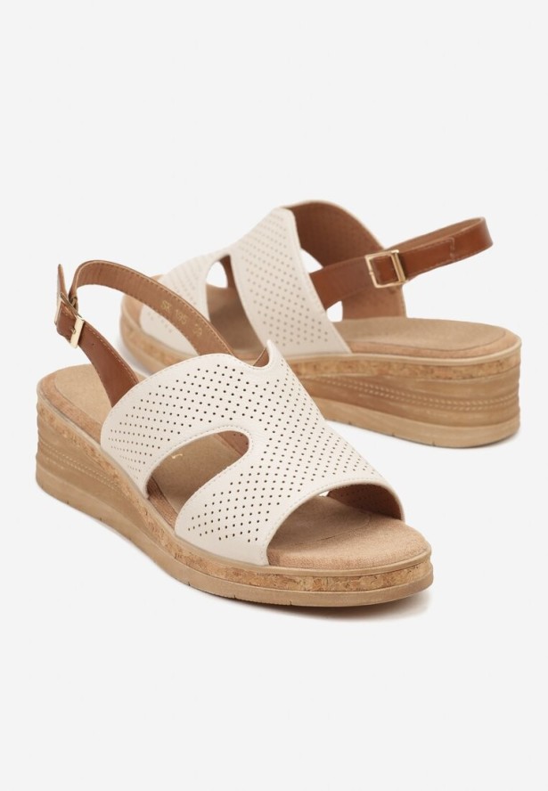 Beżowe Ażurowe Sandały na Koturnie ze Skórzaną Wkładką Liressa