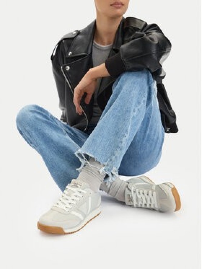 Guess Jeans Sneakersy EO-GJ202505161-2 Szary jasny