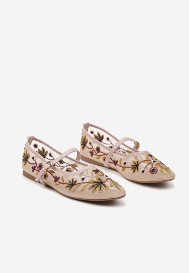 Różowe Balerinki z Siateczki Ozdobione Haftem Zapinane na Sprzączkę Danilea