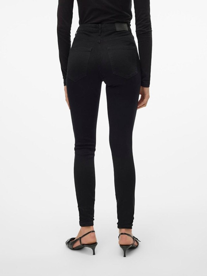 Vero Moda Dżinsy - Skinny fit - w kolorze czarnym rozmiar: S/L32