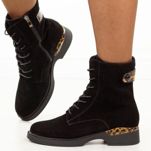 Czarne zamszowe skórzane botki damskie T.Sokolski Z25-39