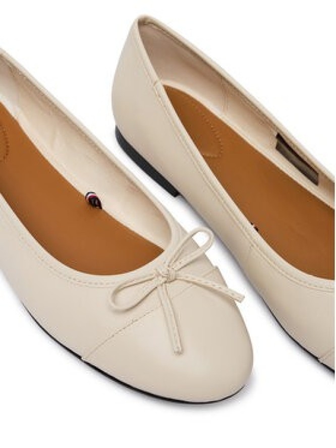 Tommy Hilfiger Baleriny Hilfiger Smooth Lthr Ballet FW0FW09241 Écru