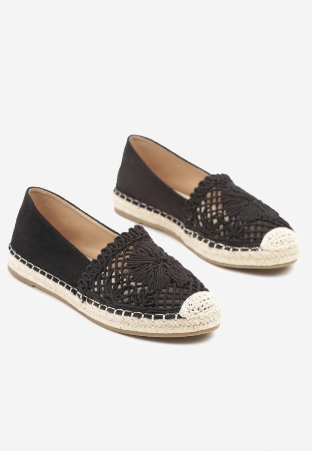 Czarne Espadryle z Ażurową Cholewką i Plecionką Sdivena