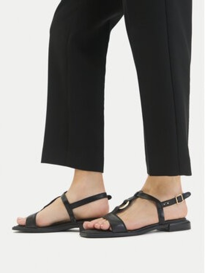 Clarks Sandały Ariany Sling 26181240 Czarny