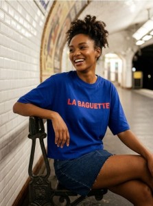 Bawełniana koszulka z napisem LA BAGUETTE - niebieski