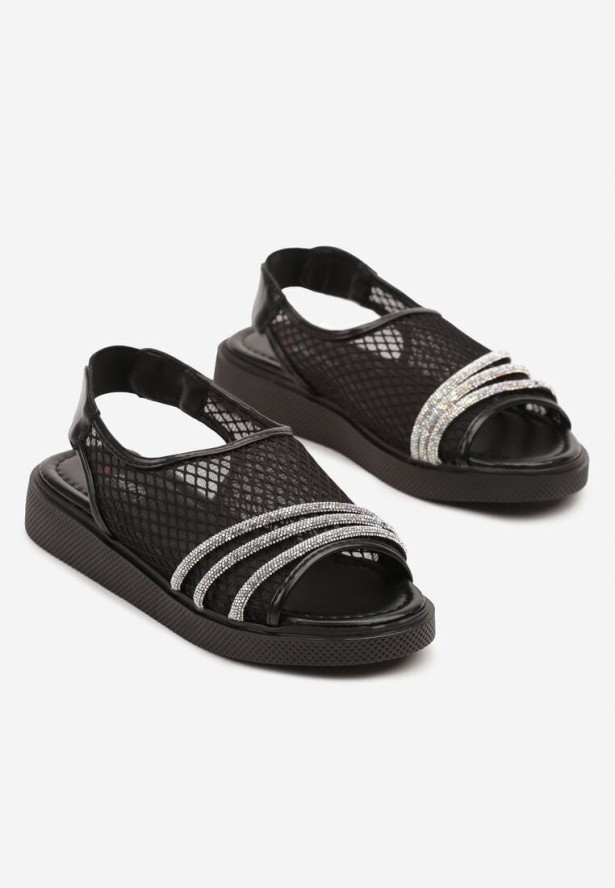 Czarne Sandały z Siateczkową Cholewką i Cyrkoniami Firvia