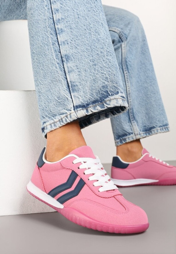 Różowe Sneakersy w Typie Tenisówek z Ozdobnymi Paskami Zommea
