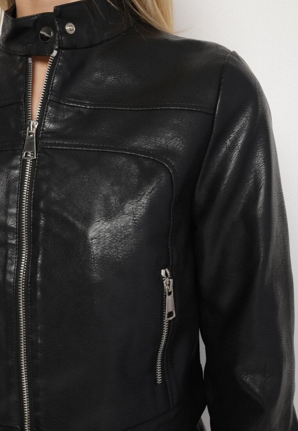 Czarna Kurtka Ramoneska w Motocyklowym Stylu z Klamerką Terlia