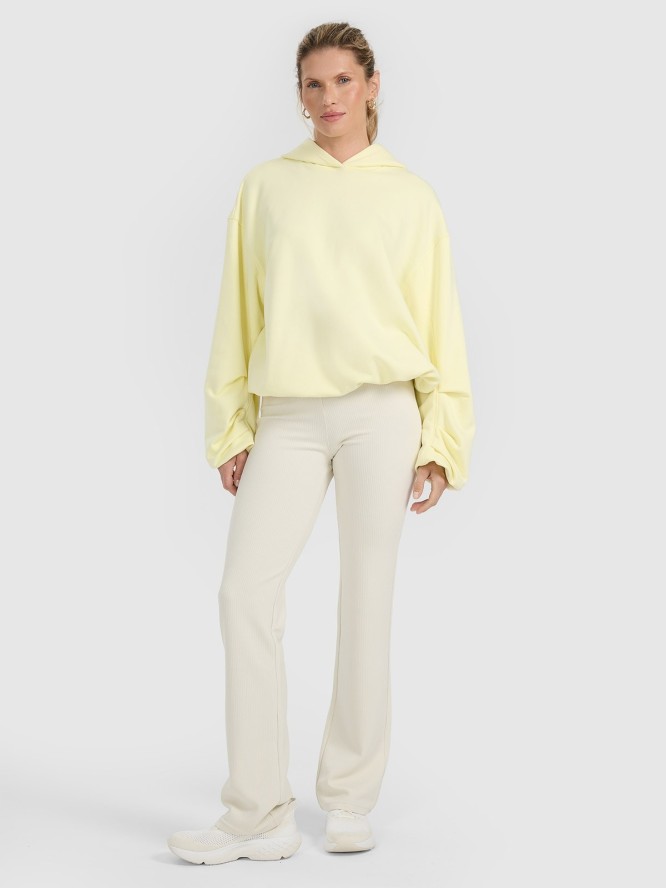 4F Bluza dresowa nierozpinana z kapturem damska - żółta XS