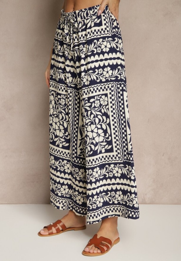 Granatowy Komplet z Wiskozą w Kwiatowy Wzór Koszula i Spodnie Sonelienna