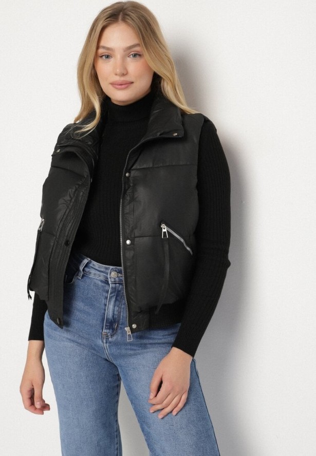 Czarna Pikowana Kamizelka Przejściowa z Imitacji Skóry Isokira