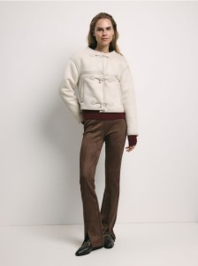 Kurtka z imitacji zamszu - kremowy