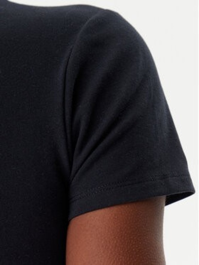 New Balance T-Shirt WT51958 Czarny Slim Fit