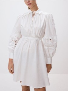 Sukienka z kwiatową aplikacją - biały
