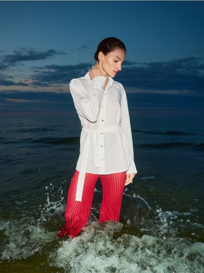 Długa koszula z wiązaniem - biały