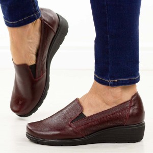 Bordowe skórzane Polskie półbuty damskie na koturnie Deoni D540a