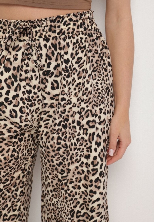 Beżowo-Czarne Spodnie o Szerokim Kroju z Gumką w Talii w Panterkę Filassena