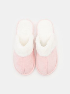 Kapcie ze sztucznym futerkiem - różowy