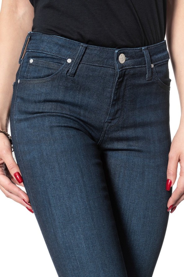 SPODNIE DAMSKIE LEE ELLY CLEAN BEAUFORT L305LSJP 112106102