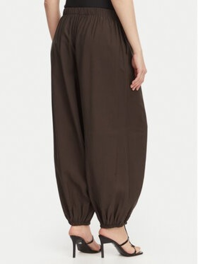 ONLY Spodnie materiałowe Scarly 15380514 Brązowy Relaxed Fit