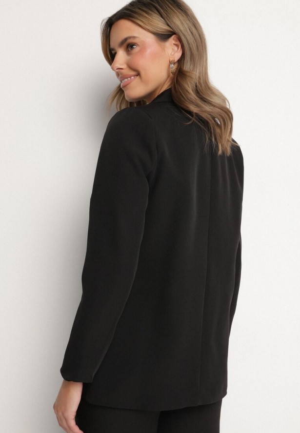 Czarna Marynarka z Usztywnionymi Ramionami i Imitacją Kieszeni Vivimira