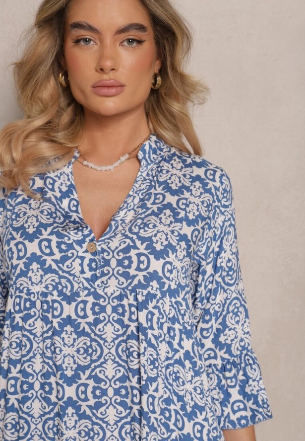 Niebieska Rozkloszowna Sukienka z Bawełny w Ornamentalny Wzór z Falbaną Lanariella