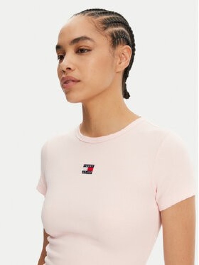 Tommy Jeans T-Shirt Badge DW0DW17881 Różowy Slim Fit