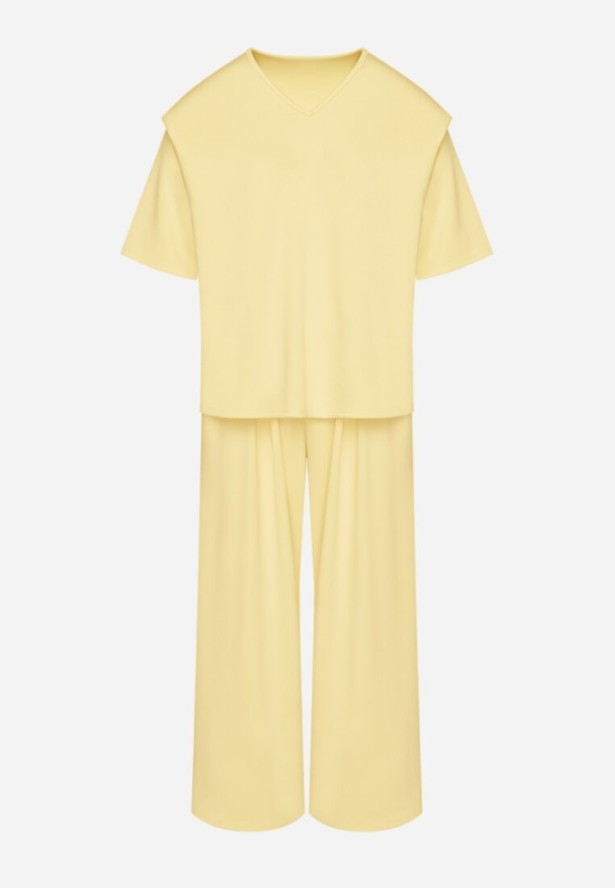 Żółty Komplet z Wiskozą Szerokie Spodnie i Bluzka z Dekoltem w Serek Zeilora