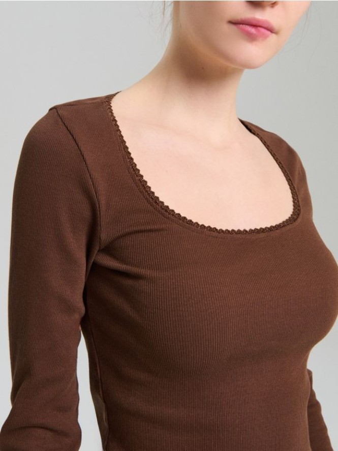 Bawełniana bluzka z długim rękawem - brązowy