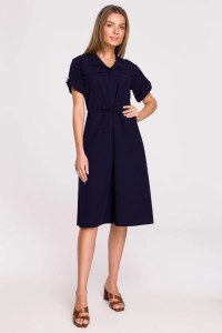 Sukienka koszulowa trapezowa granatowa szmizjerka z wiązaniem