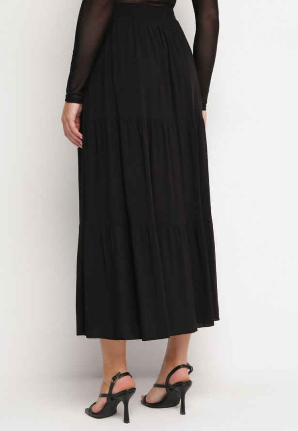 Czarna Wiskozowa Spódnica Maxi Rozkloszowana z Paskami Saosa